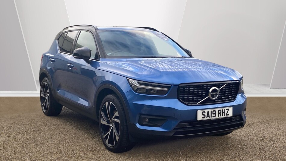 Volvo Xc40 2.0 T4 R DESIGN Pro 5dr AWD Geartronic Petrol Estate